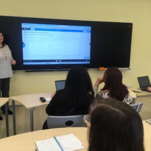 Read more about the article 💁🏻‍♀️Izglītības attīstības centra projekta “SATIKT” ietvaros pieredzes darbnīca