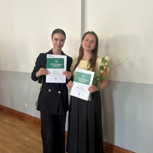 Read more about the article 🚀Liepājas Liedaga vidusskolas skolēniem ir lieliska iespēja dibināt skolēnu mācību uzņēmumus (SMU)