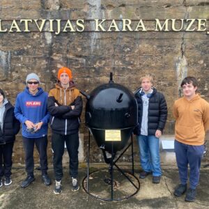 Read more about the article 11.klases komanda piedalās sacensībās 🪖“Pa virsleitnanta Radziņa pēdām – 2024”