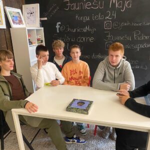 Read more about the article 👦👧8.a klases mācību gada noslēgums Jauniešu mājā