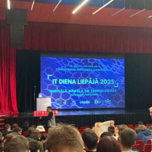 Read more about the article 8.a, 9.a, 10.a klases apmeklē 🤖tehnoloģiju iedvesmas konferenci