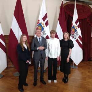 Read more about the article 🏰Rīgas pilī norisinājās Latvijas Republikas proklamēšanas 107. gadadienai veltītais pasākums