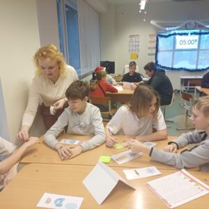 Read more about the article 5. un 6.klašu skolēniem tika organizētas🎄svētku viktorīnas