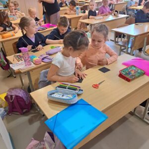 Read more about the article 🤗Šurp, grāmatas, uz skolu, Es būšu teicamnieks!