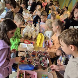 Read more about the article 🎪Miķeldienas gadatirgus