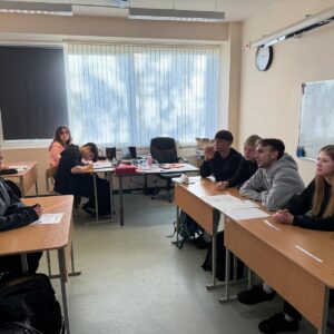Read more about the article 12.a klases skolēni iejūtas darba devēju un darba pretendentu lomās🧑🏻‍💼👩🏻‍💼