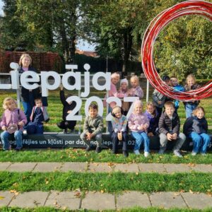 Read more about the article 1.b devās mācību ekskursijā “Pastaiga pa skaisto Liepāju”🏛️